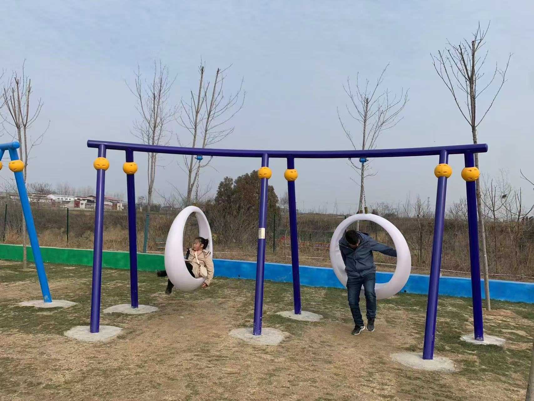 社区采购小区游乐设施：考察与签约全链路指南